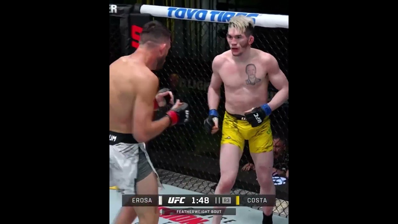 oh they're SWINGING swinging 😳😳 #ufcvegas106