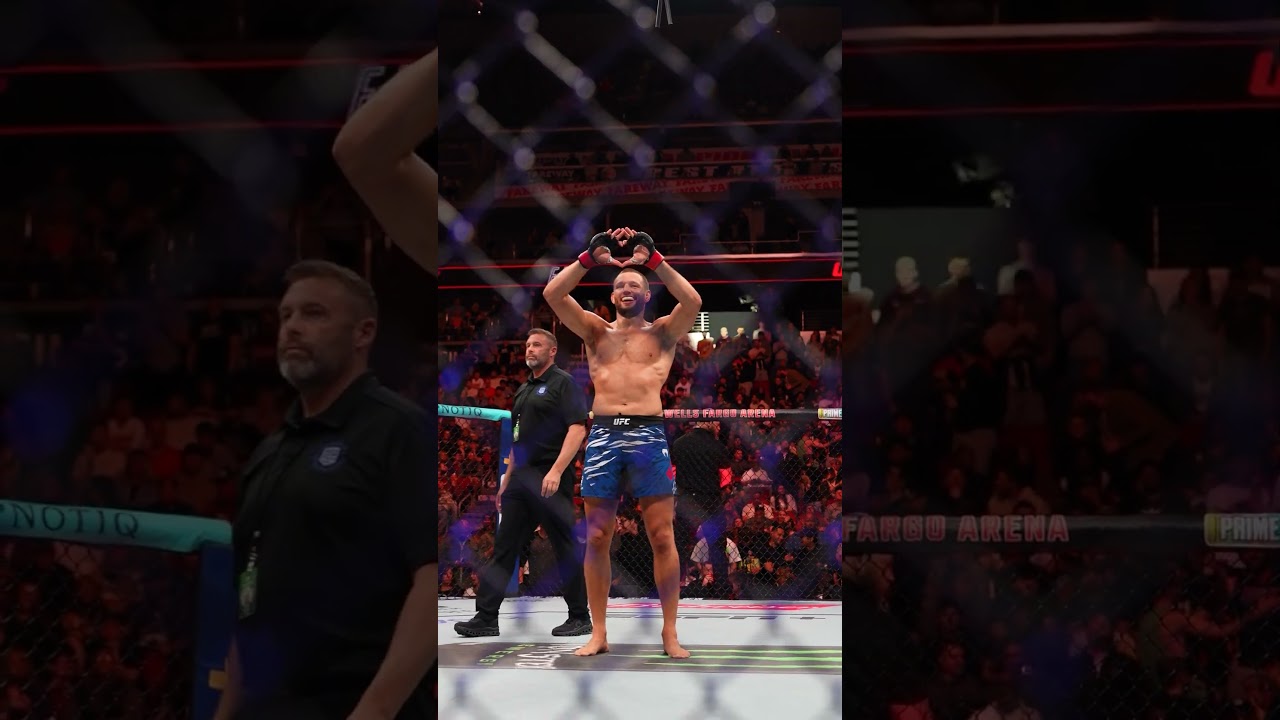 OMG Reinier de Ridder! 👀 #ufcdesmoines