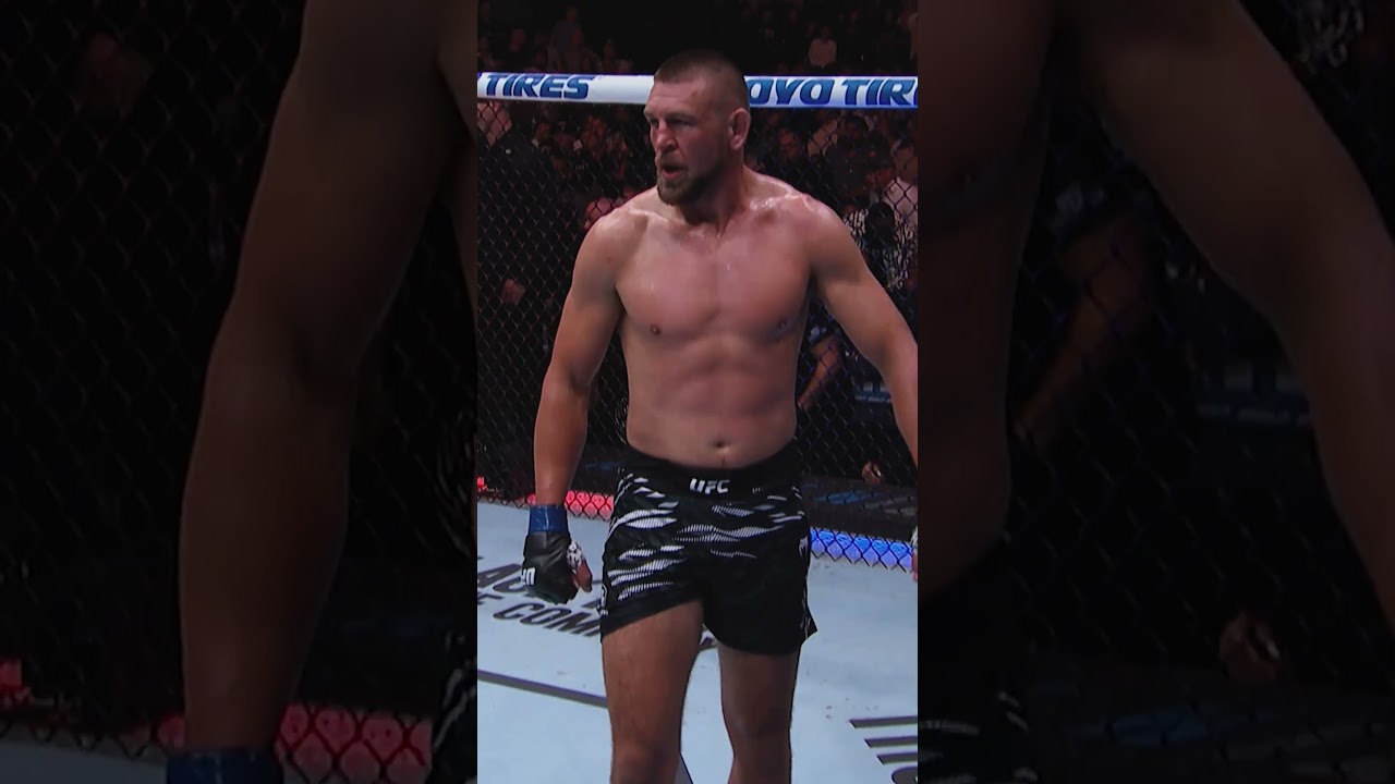 This KO was insane! 😳 #ufcvegas107