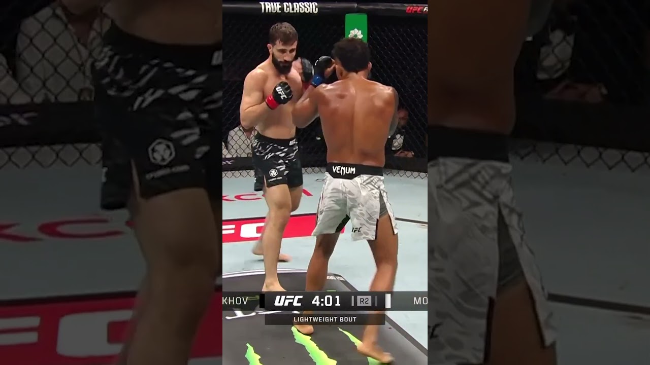 cut him right open 🤯 #ufcbaku
