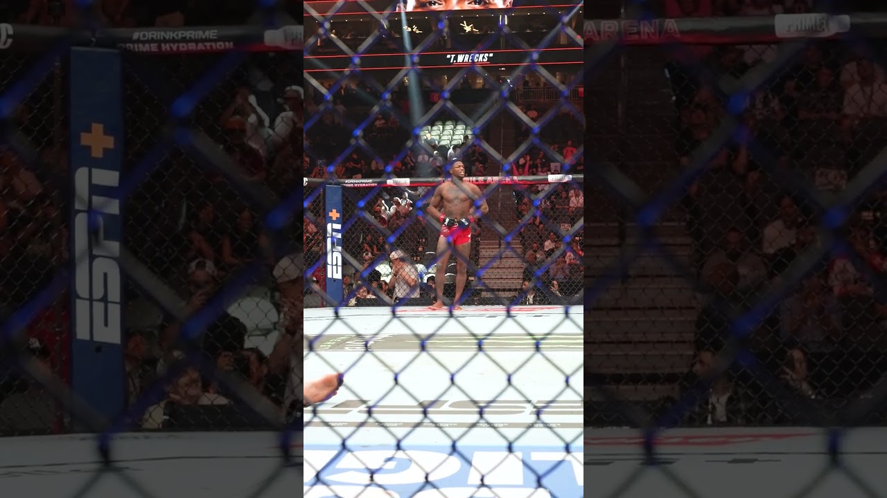 Terrance McKinney gets the TAP! 😳 #ufc317