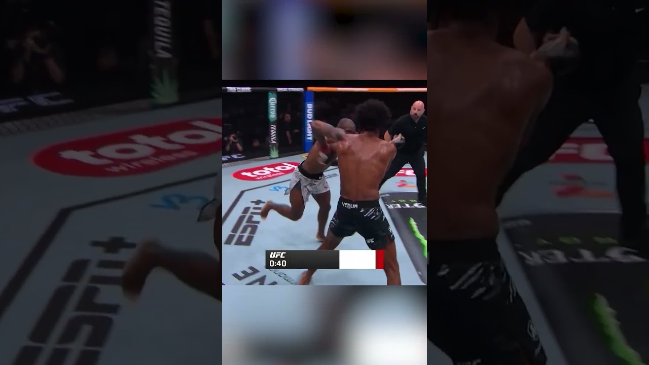 WOW, What a sequence! 😳 #ufcatlanta