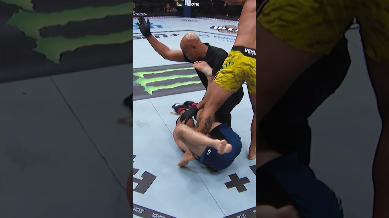 Eryk Anders has some serious POWER 👊 #ufcvegas109