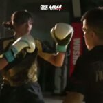 salah satu persiapan @rishelaoskaa jelang lawan Dede Dina One Pride 86