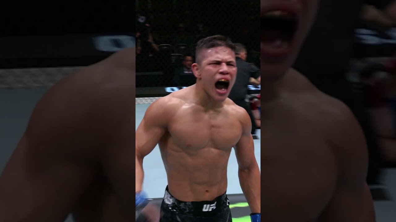 THAT CHOKE WAS TIGHT 😳 #ufcvegas109