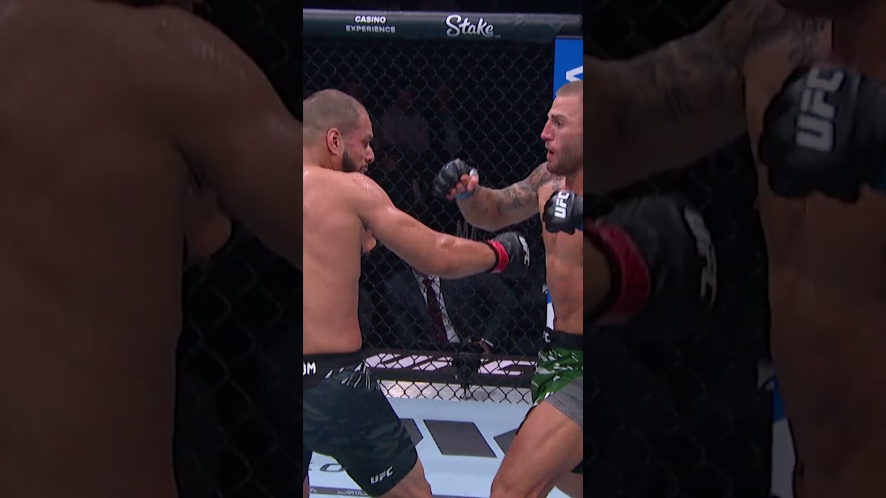HE PUT HIM TO SLEEP 💤 #ufcperth