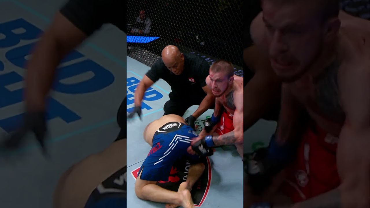 Knee to the body 🤕 #UFCPerth