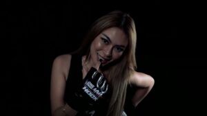 Nonton One Pride MMA Battle for Glory Hanya di Vidio!