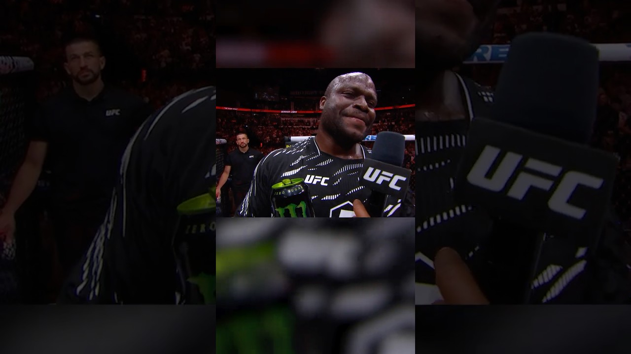 A lot of ground and poundin' 🤣 #ufcshorts