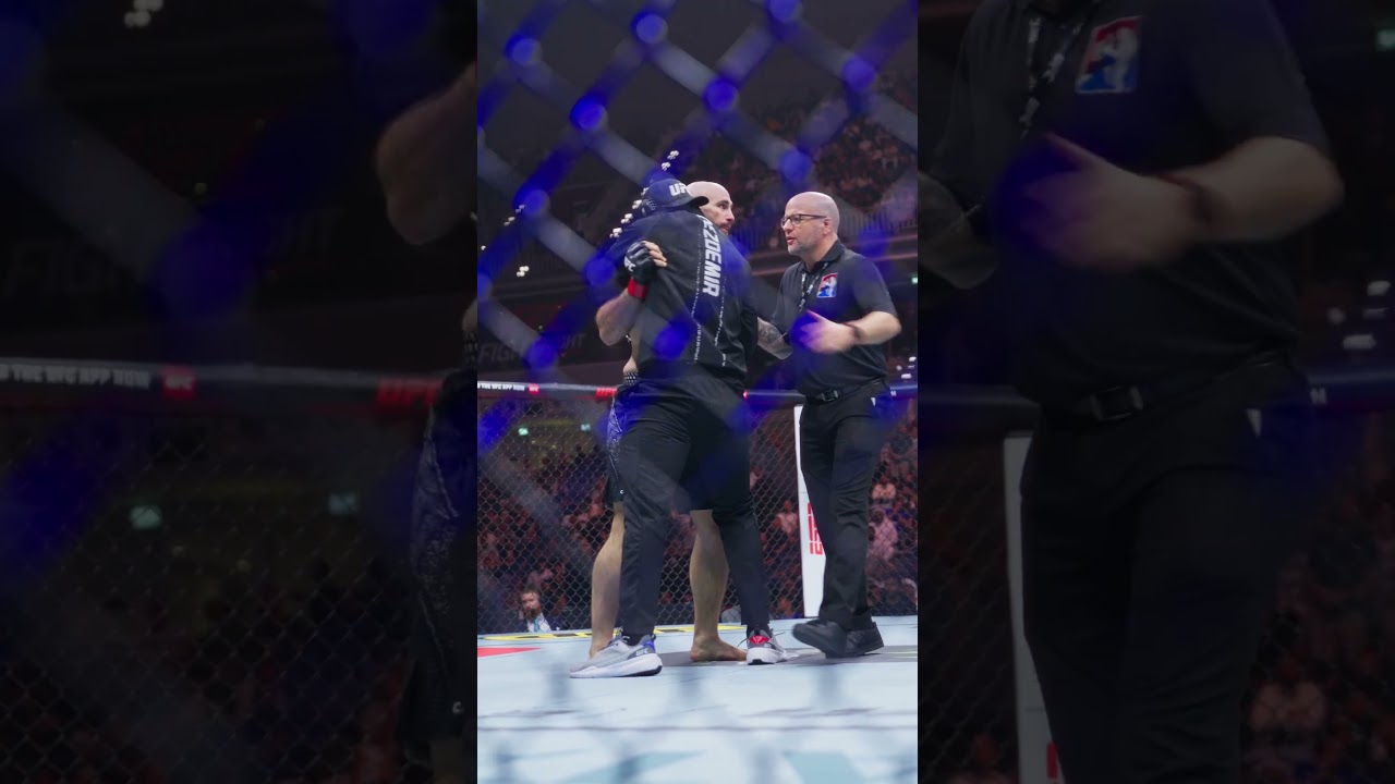 HE IS BACK!!!! 👊 #ufcqatar