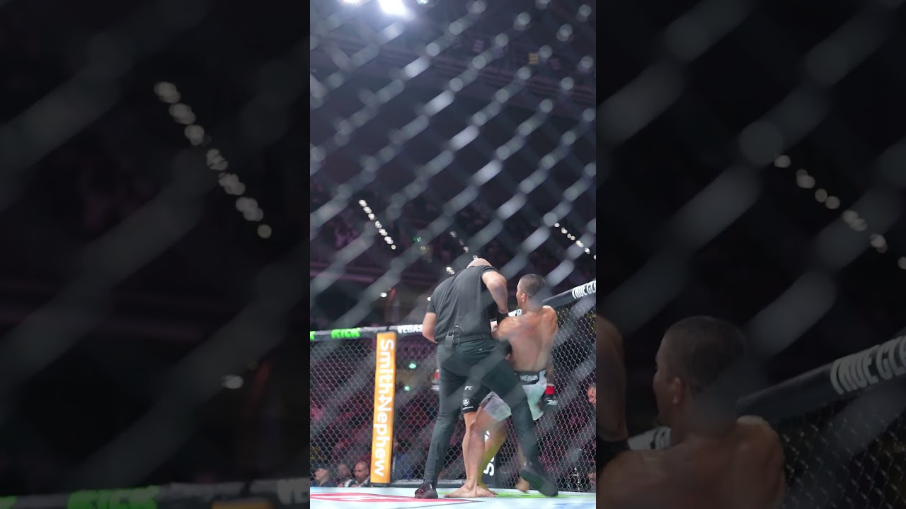 STANDING GILLY 👊 #ufcqatar