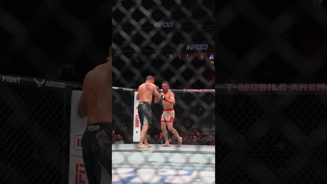 HOLY SH*T, WHAT A FIGHT 👀 #ufc323