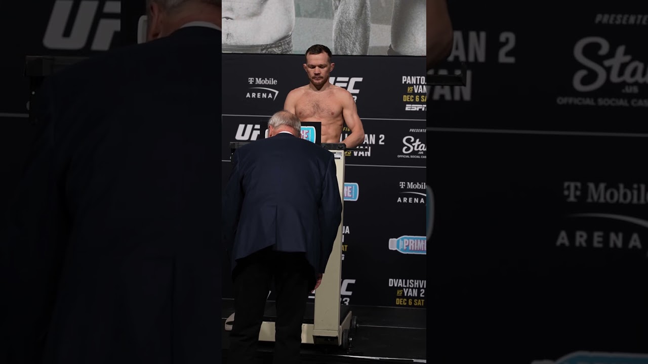 Petr Yan weighing in makes the main event official! 🔥 #ufc323