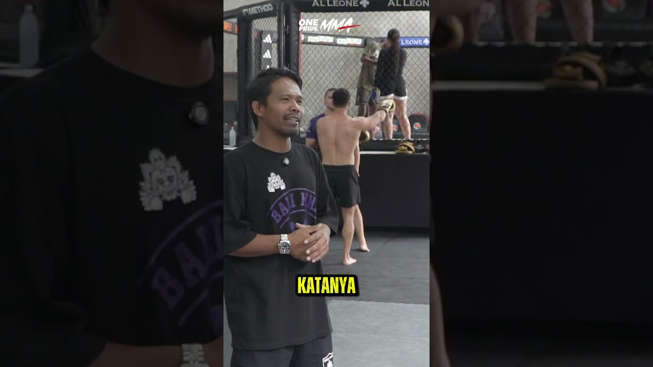 WINDRI PATILIMA beratnya udah 70Kg nih guyss, kayaknya bakalan jadi nihh.... 😏😏