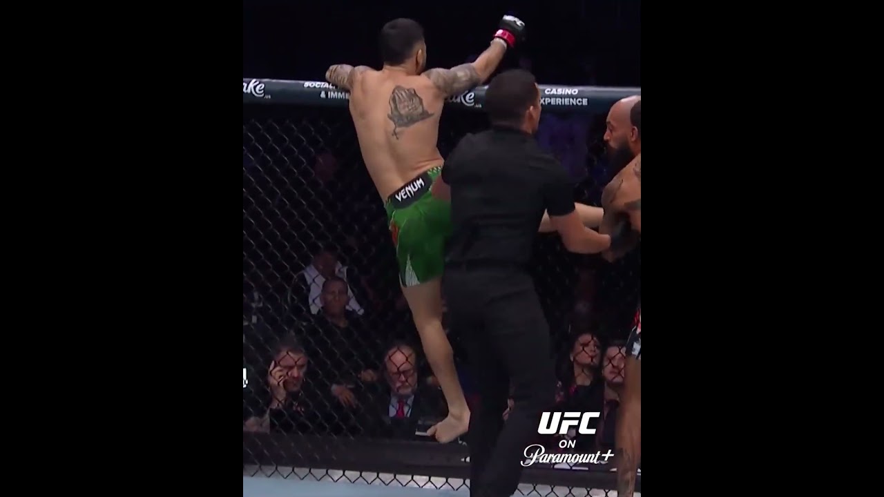 OMG ALEX PEREZ 😳 #ufc324