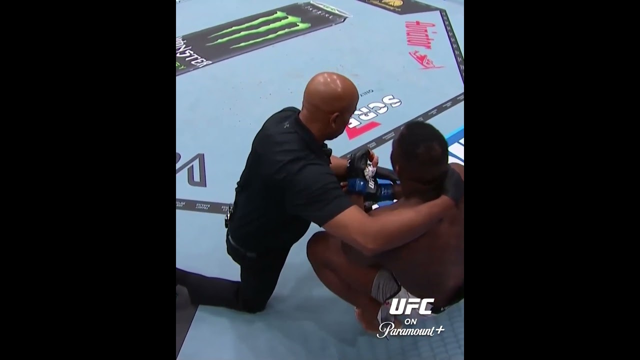 What do you think of this stoppage? 🤔 #ufc324