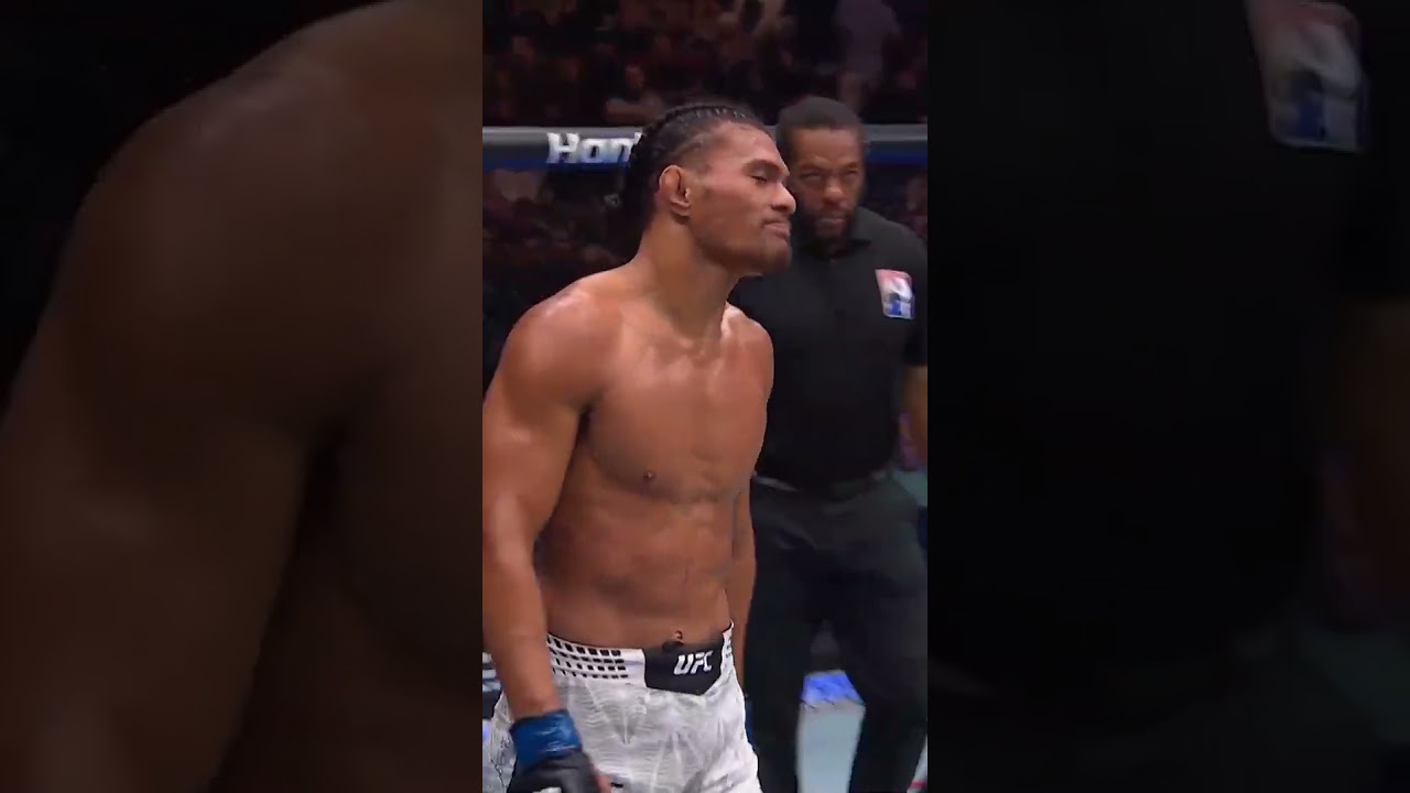 Elekana makes him tap! #ufc325